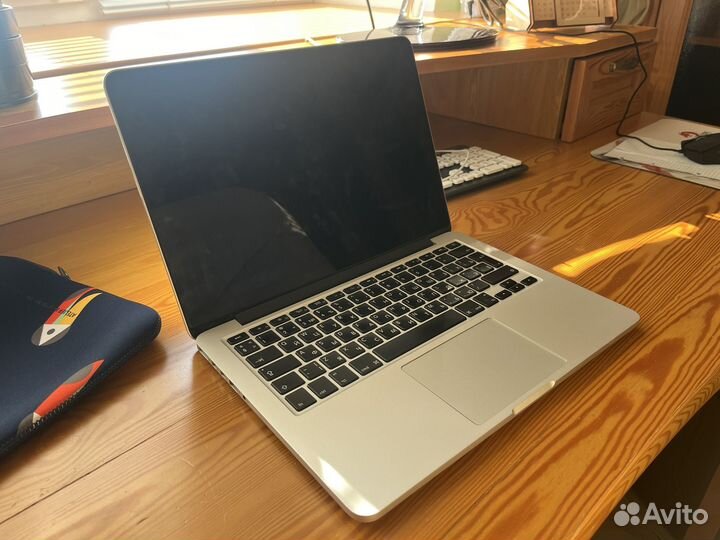 Apple MacBook Pro 13 retina 2013 ME662RU/A 256 GB