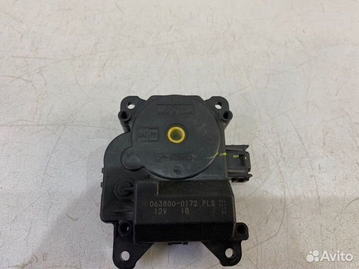 Сервопривод заслонки отопителя Toyota Camry XV50