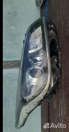 Битая Фара Киа Рио 4 X-line