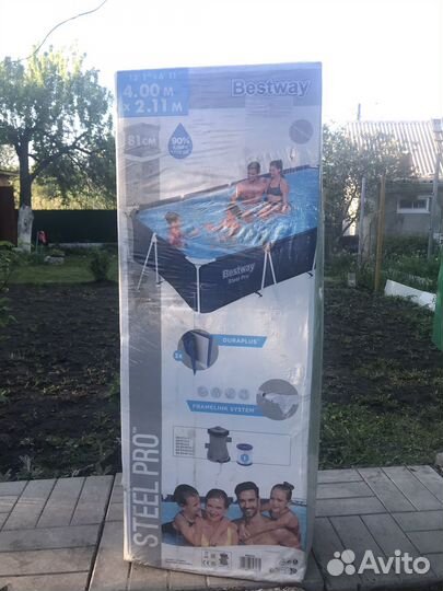 Бассейн каркасный Steel Pro, 400 х 211 х 81 см