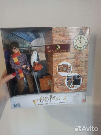 Кукла Гарри Поттер Платформа 9 и 3/4