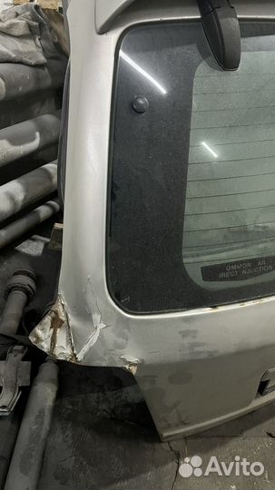 Крышка багажника Kia sorento 1