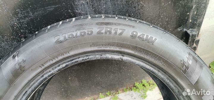 Kumho Ecsta HS51 255/55 R17