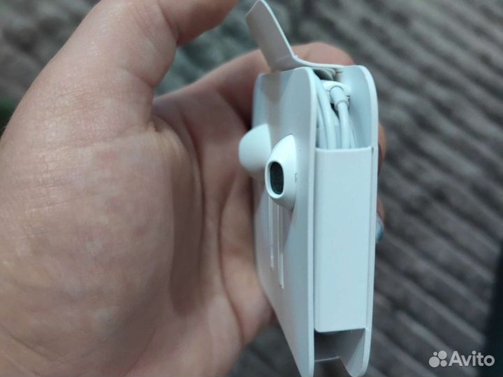 Наушники apple earpods lightning 3.5