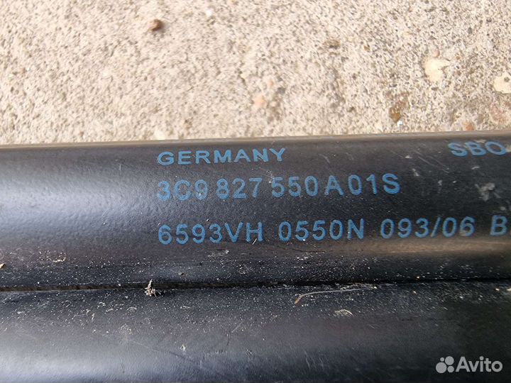 Амортизатор крышки багажника Volkswagen Passat B6