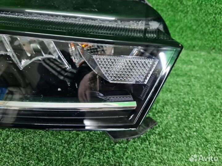 Фара правая Skoda Octavia A8 (2019-н.в.) LED