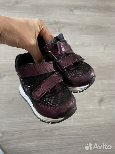 Ботинки демисезонные для девочки 20 размер