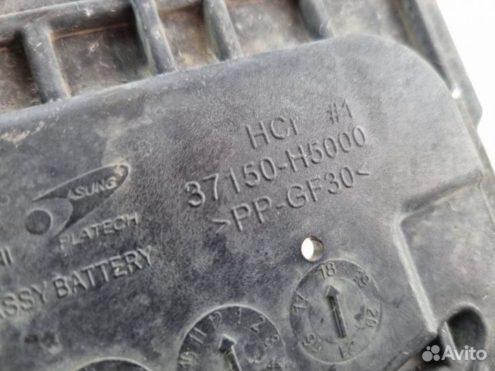 Площадка аккумулятора Hyundai Solaris 2
