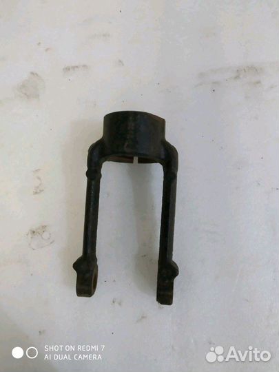 Кранштейн амортизатора Jeep Grand Cherokee wk