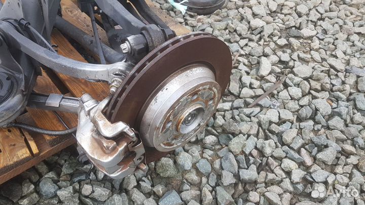 Задний подрамник на Mercedes-Benz R230 SL55