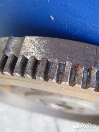 Маховик ваз-2190 (кпп тросовый привод)