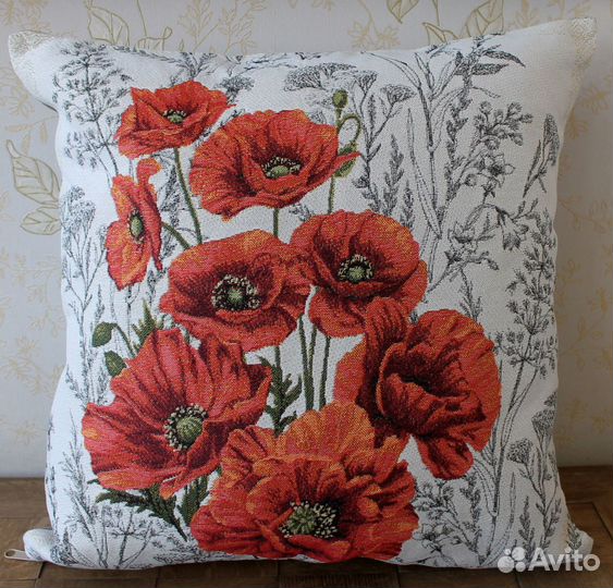 Наволочки гобеленовые с цветочными сюжетами
