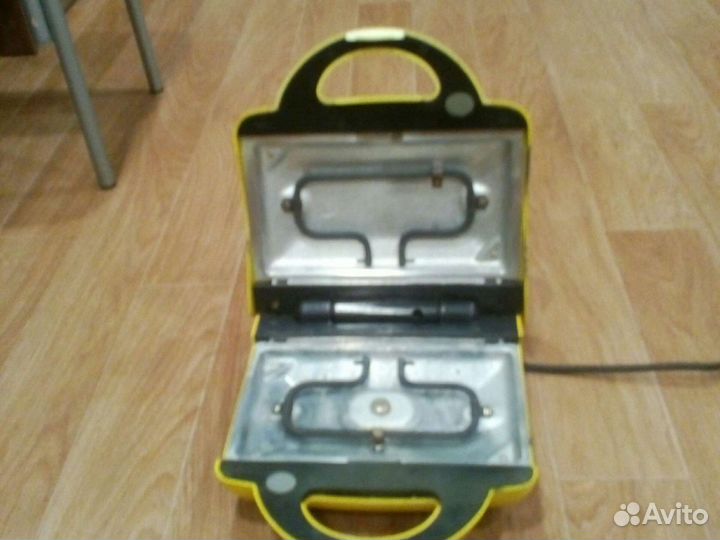 Электровафельница