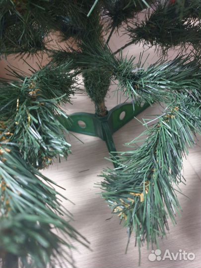 Ель искуственная б/у 115