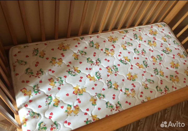 Детская кроватка