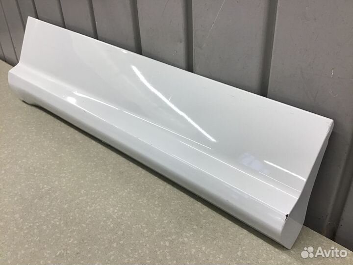 Накладка двери задней правой Audi Q5 2017