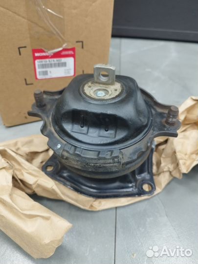 Опора двигателя подушка передняя Honda Pilot