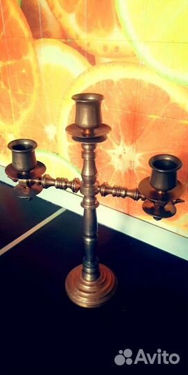 Старинный подсвечник