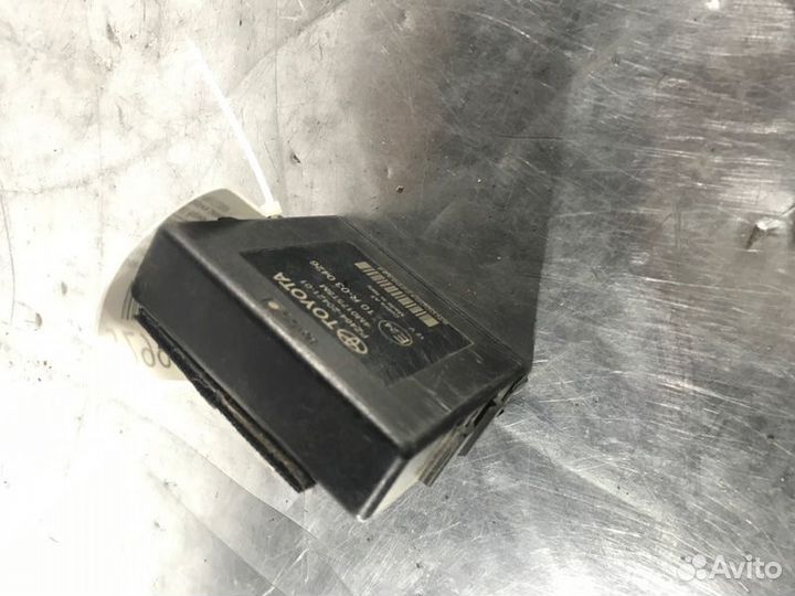 Блок управления парктроников Toyota Highlander 3