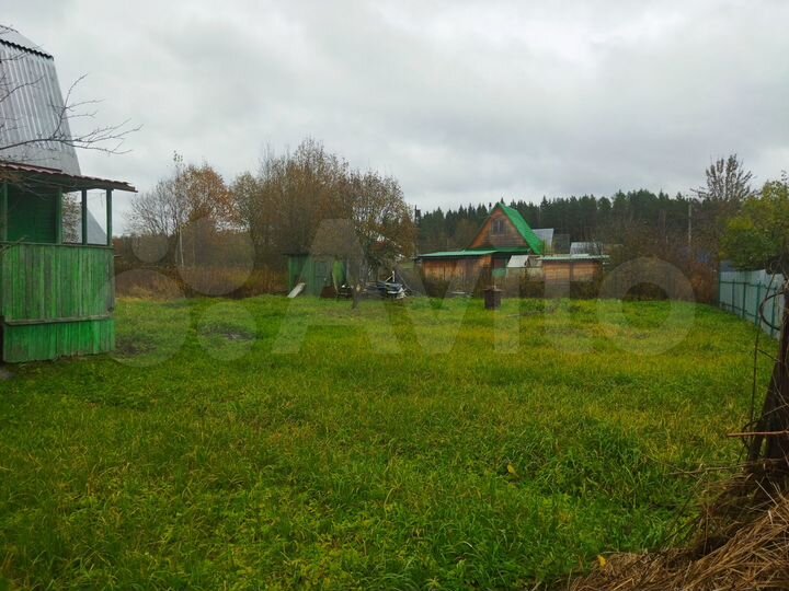 Дача 28,6 м² на участке 5 сот.