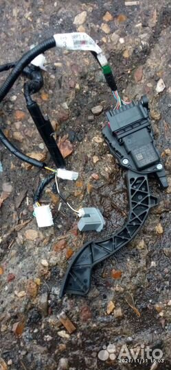 Педаль газа Mazda 3 BL