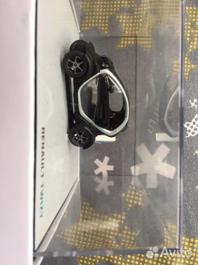 Моделька Renault Twizy