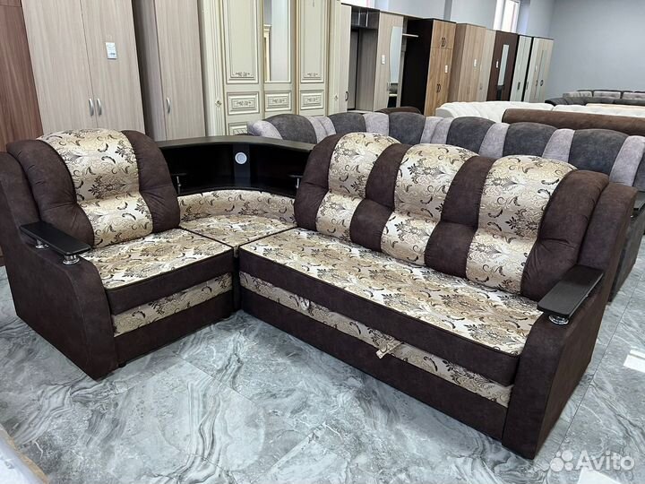 Диваны угловые