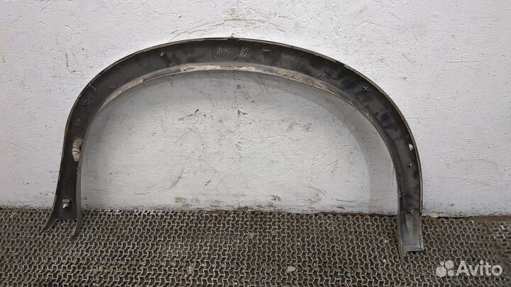 Молдинг крыла Infiniti QX56, 2004