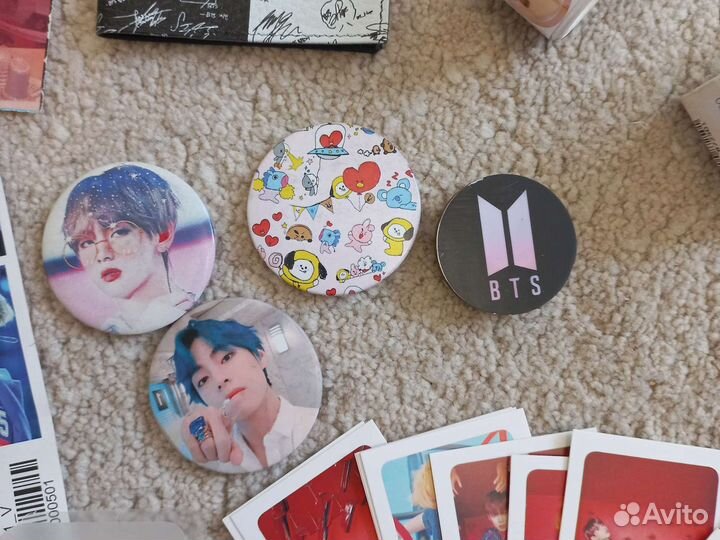 BTS плакаты, значки, книги, наклейки