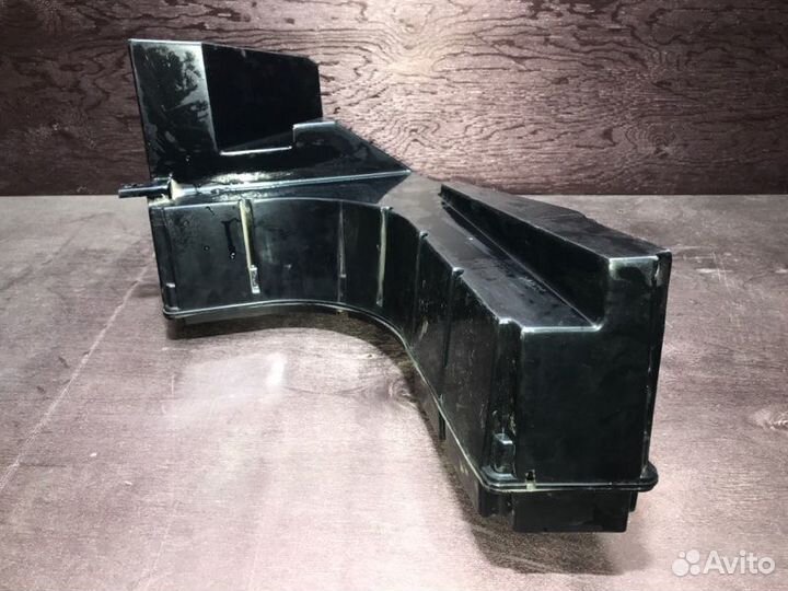 Сабвуфер Audi A6 C5 ALF 2400 1997