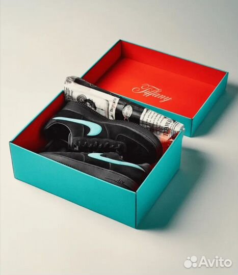 Новые женские Nike Air Tiffany & Co 39 рр