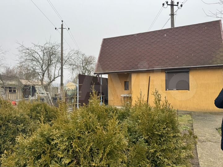 Дом 39 м² на участке 6,3 сот.