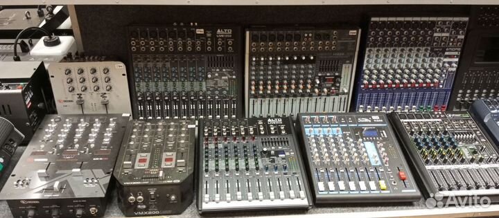 Микшерный пульт