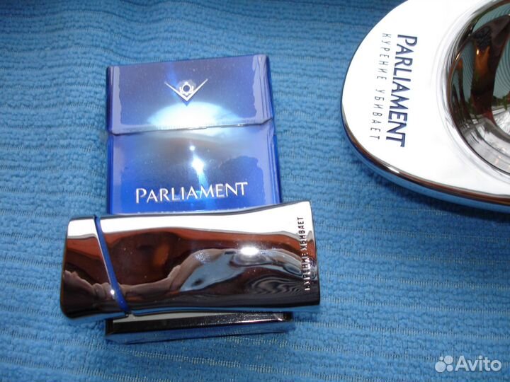 Зажигалка Parliament
