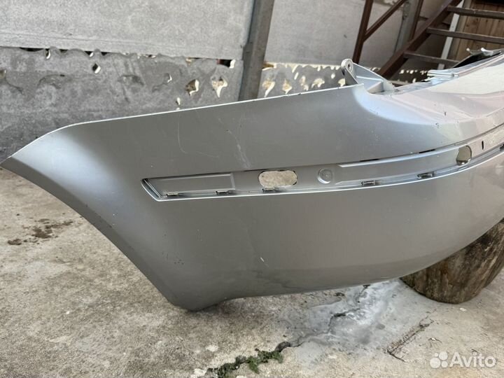 Бампер задниц skoda superb