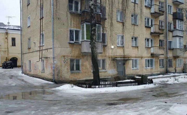 3-к. квартира, 64 м², 1/5 эт.