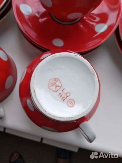 Чашки с блюдцами. Новые, без сколов и трещин