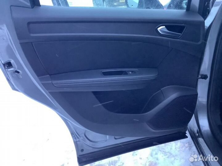 Обшивка двери задняя левая Renault Arkana пробег