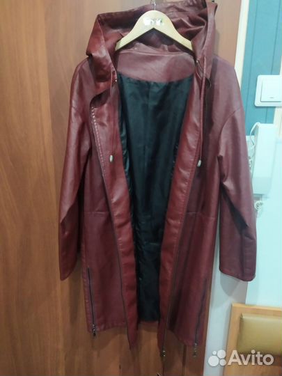 Кожаная куртка новая размер 48/50