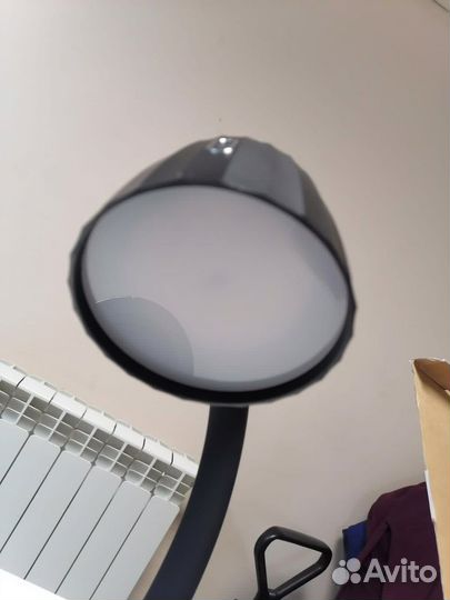 Настольная лампа Kitfort кт-3334