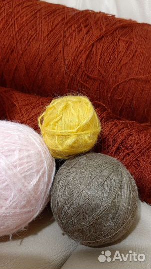 1.2 кг. Нитки для вязания