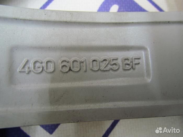 Диски Audi R18 Литые 5x112 J8 CH