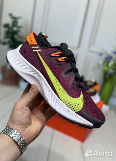 Nike pegasus trail 2 белые2 разм. 41