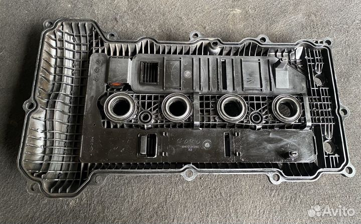 Клапанная крышка Hyundai-Kia G4NA 2.0