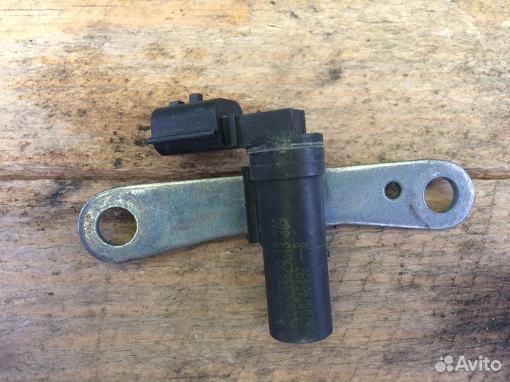 Датчик положения коленвала Renault