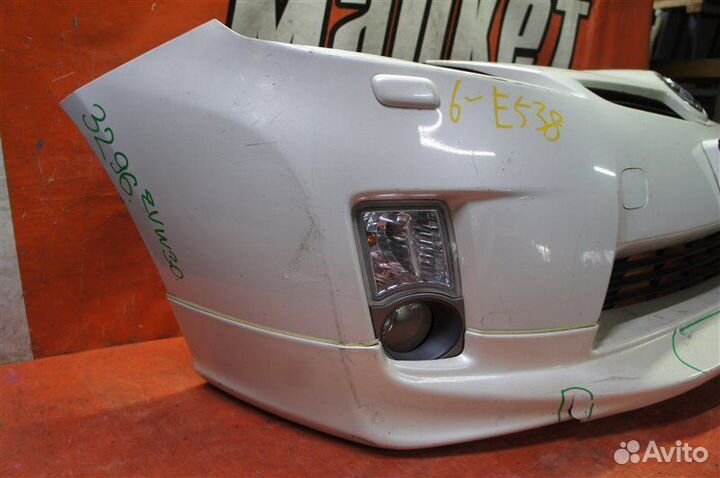 Бампер передний Toyota Prius ZVW30 2010