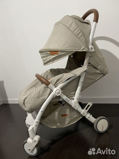 Прогулочная коляска infiniti