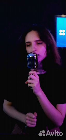 Репетитор по вокалу, фортепиано и теории музыки