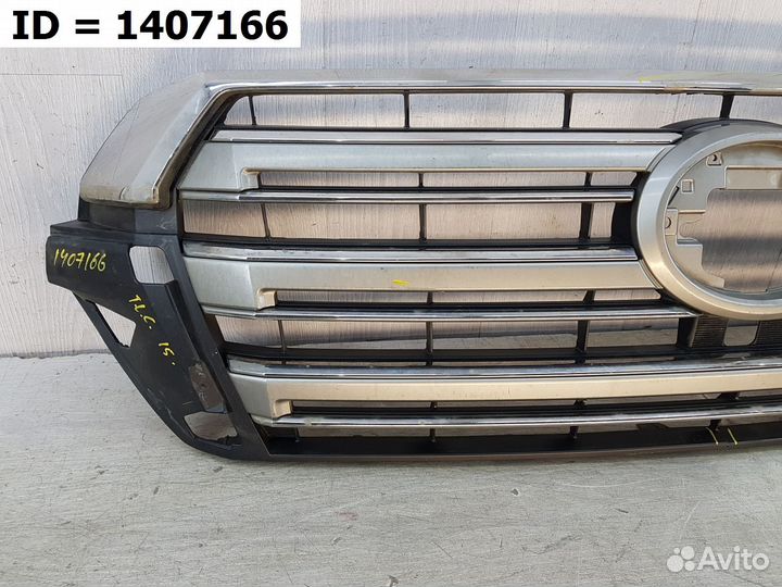 Решетка радиатора Toyota Land Cruiser