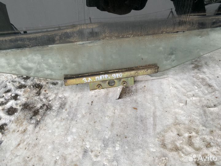 Стекло заднее левое УАЗ Патриот